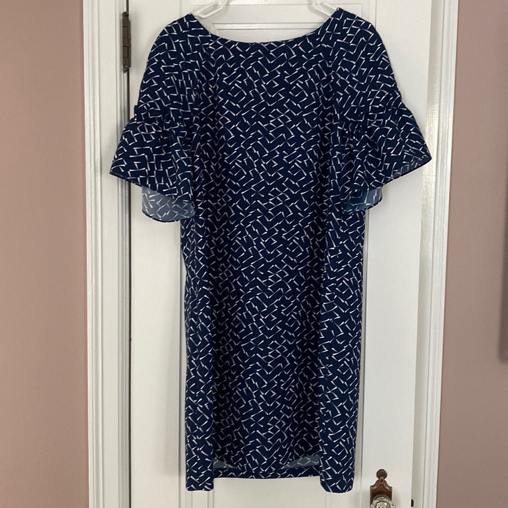 Banana Republic short sleeve navy and white dress